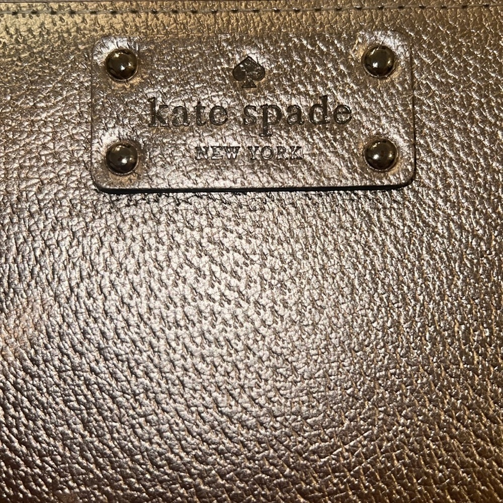 Brand New Kate Spade Rose Gold Wallet - Picture 4 of 5